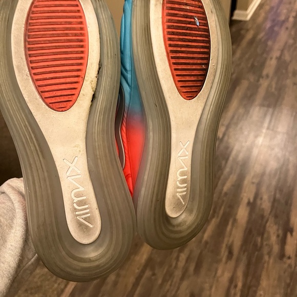 Nike Air Max 270 - Picture 6 of 6